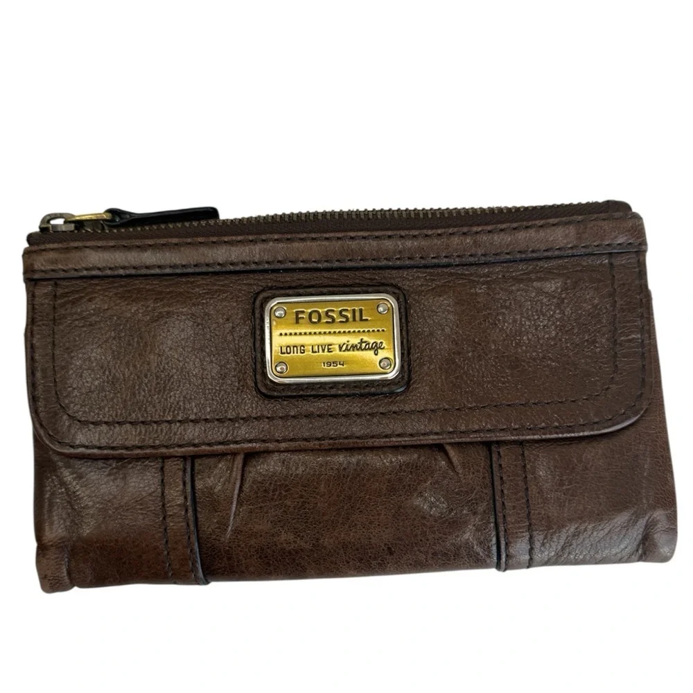 Fossil Chocolate Brown Fossil Emory Clutch Leather Wallet